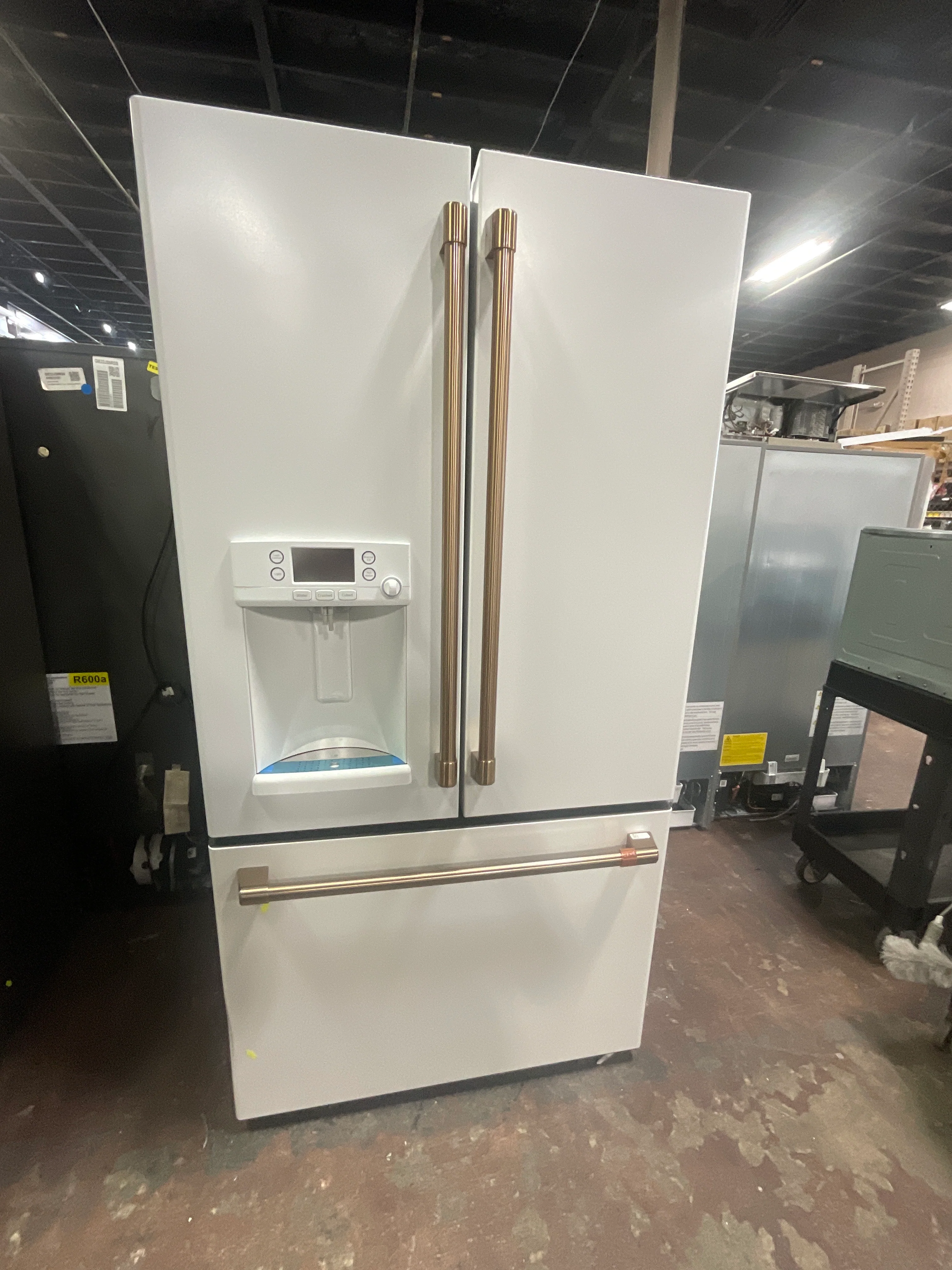 CAFÉ™ ENERGY STAR® 22.1 Cu. Ft. Smart Counter-Depth French-Door Refrigerator with Hot Water Dispenser - Image 12