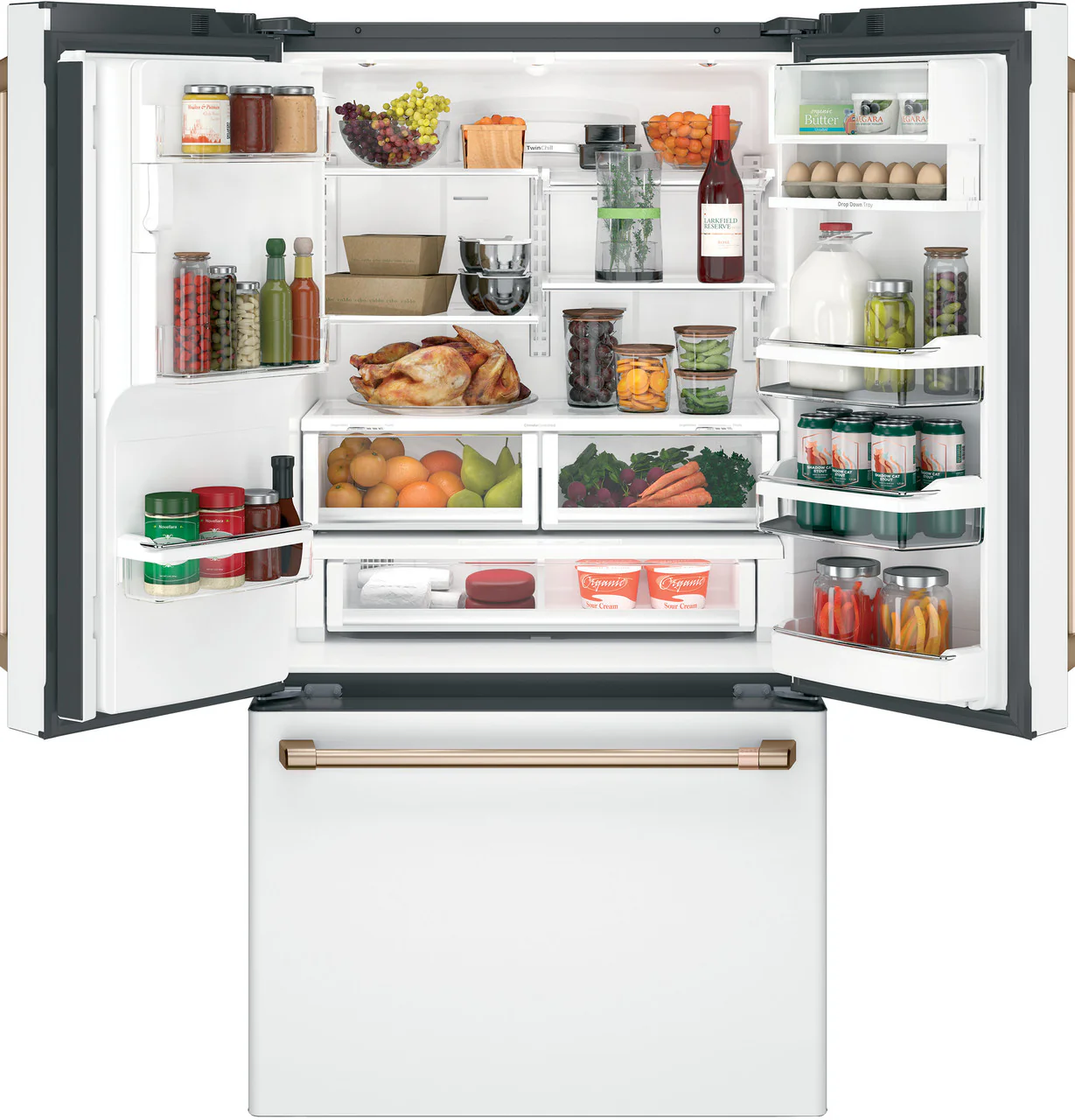 CAFÉ™ ENERGY STAR® 22.1 Cu. Ft. Smart Counter-Depth French-Door Refrigerator with Hot Water Dispenser - Image 7
