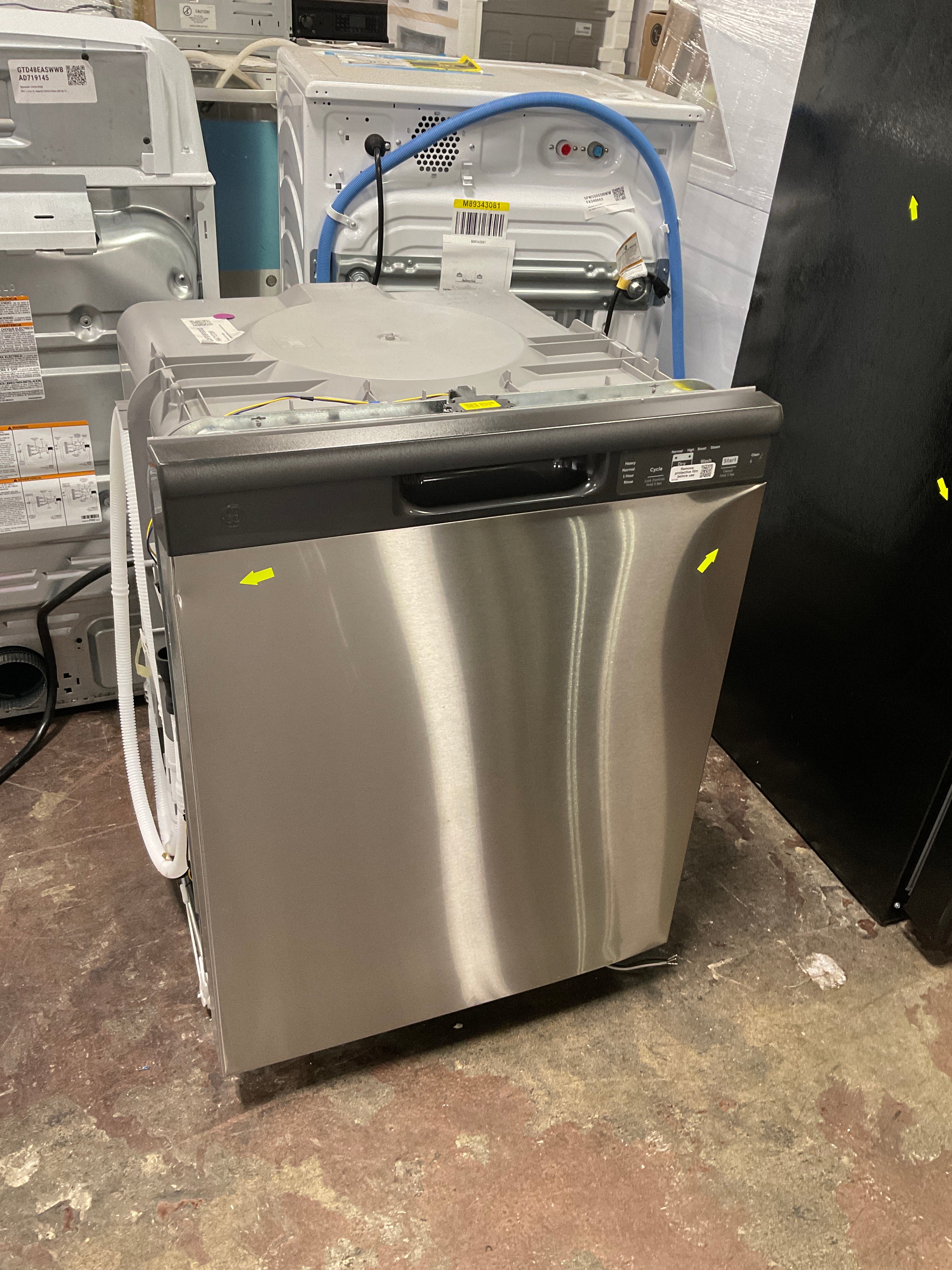 GE® ENERGY STAR® Dishwasher with Front Controls - Image 15