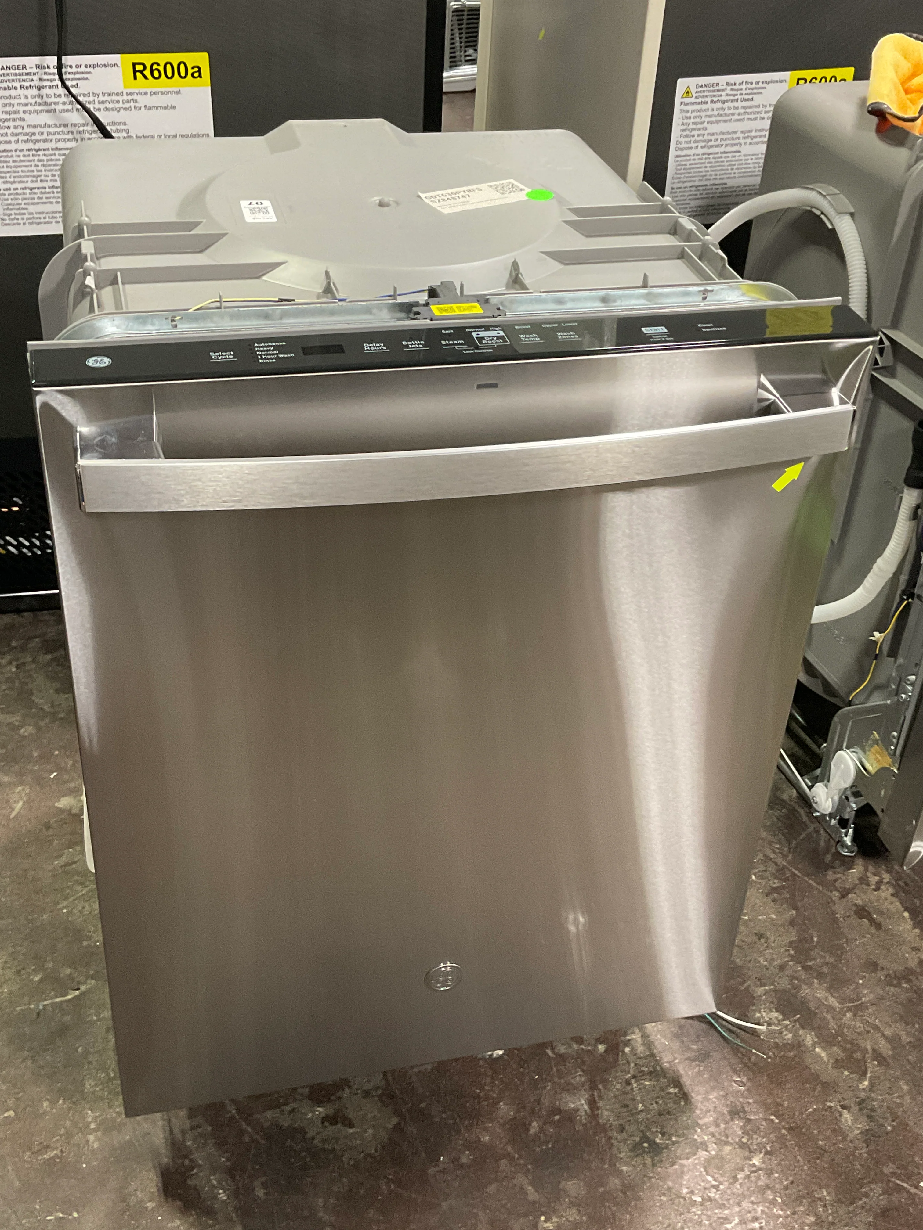 GE® ENERGY STAR® Top Control with Plastic Interior Dishwasher with Sanitize Cycle & Dry Boost - Image 8