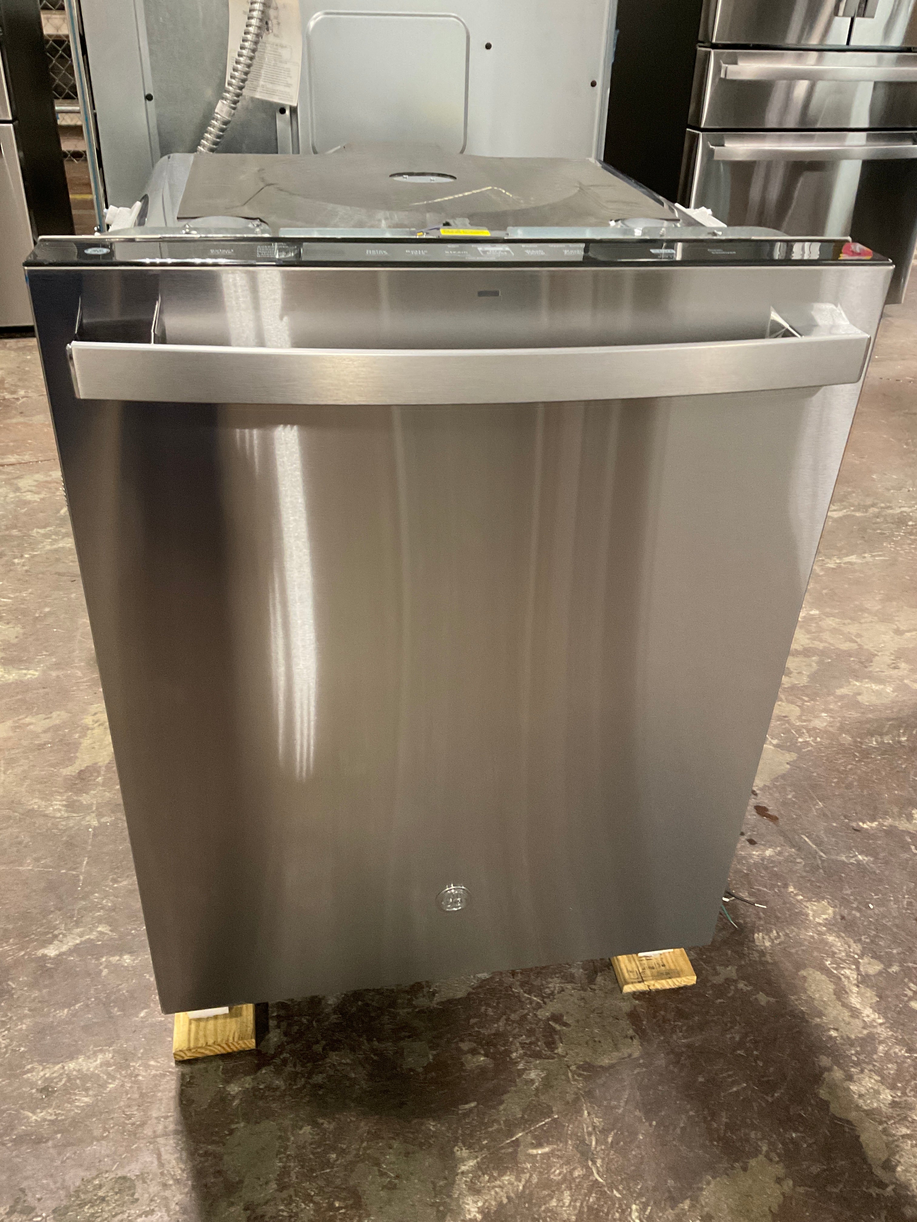 GE® ENERGY STAR® Fingerprint Resistant Top Control with Stainless Steel Interior Dishwasher with Sanitize Cycle - Image 12