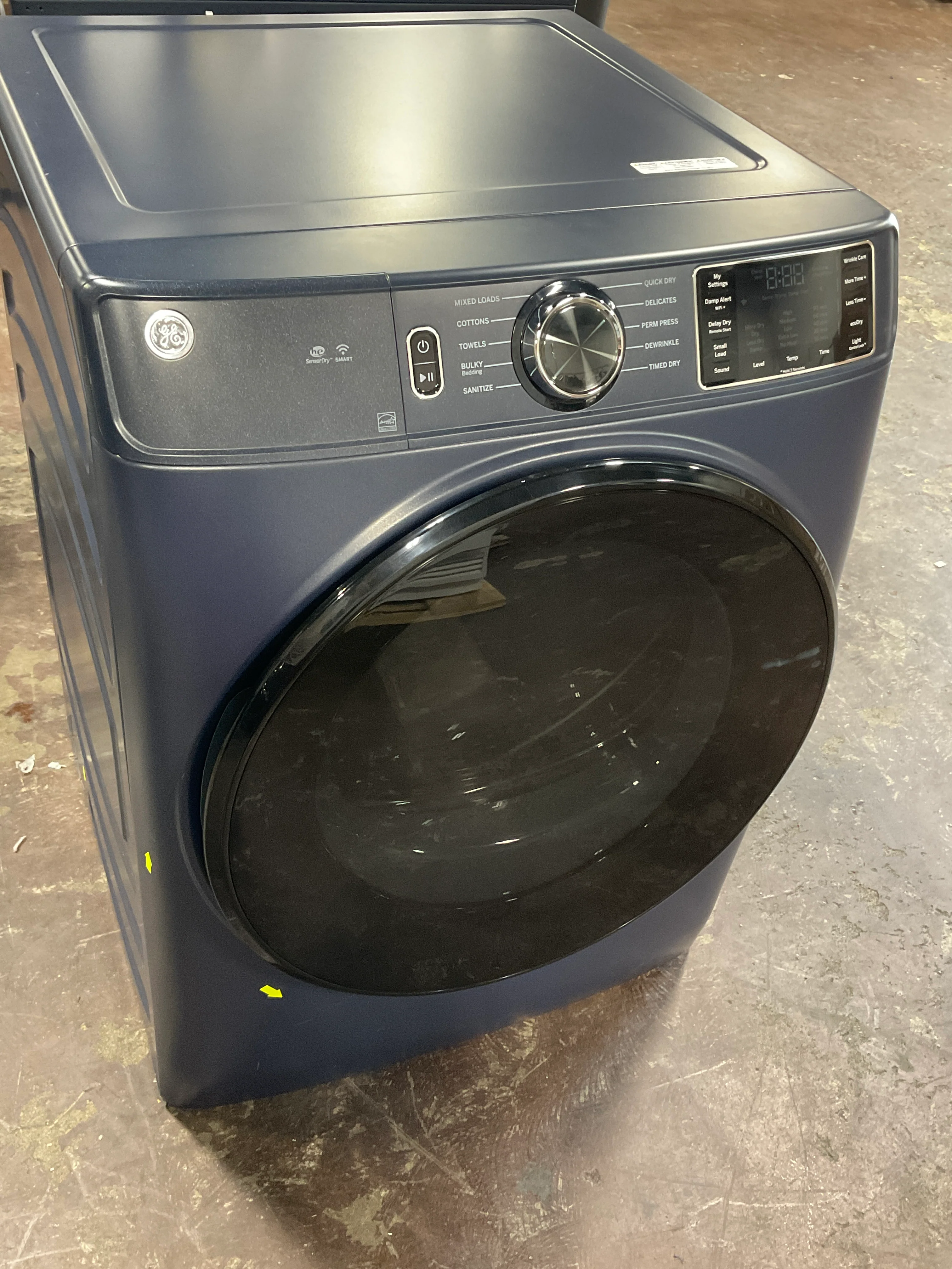 GE GE® ENERGY STAR® 7.8 cu. ft. Capacity Smart Front Load Electric Dryer with Sanitize Cycle - Image 14