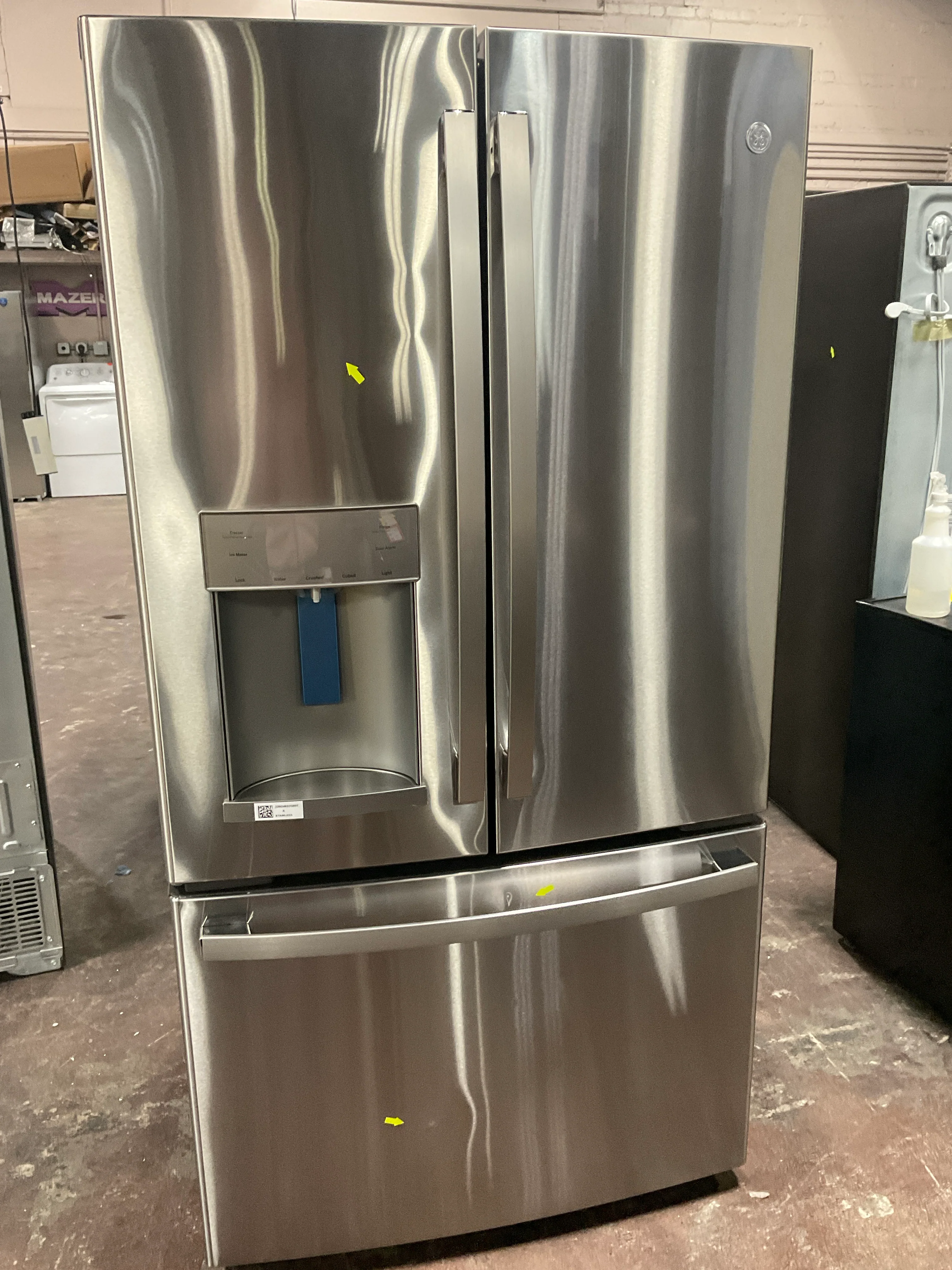 GE® ENERGY STAR® 27.7 Cu. Ft. Fingerprint Resistant French-Door Refrigerator - Image 12