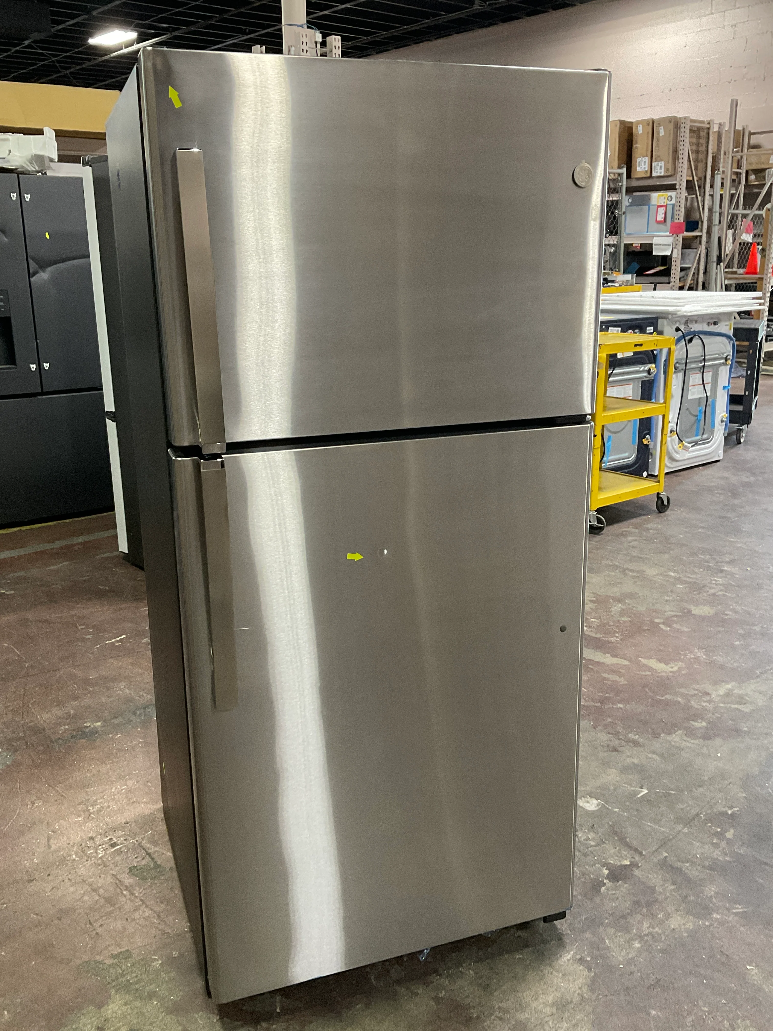 GE® ENERGY STAR® 19.2 Cu. Ft. Top-Freezer Refrigerator - Image 8