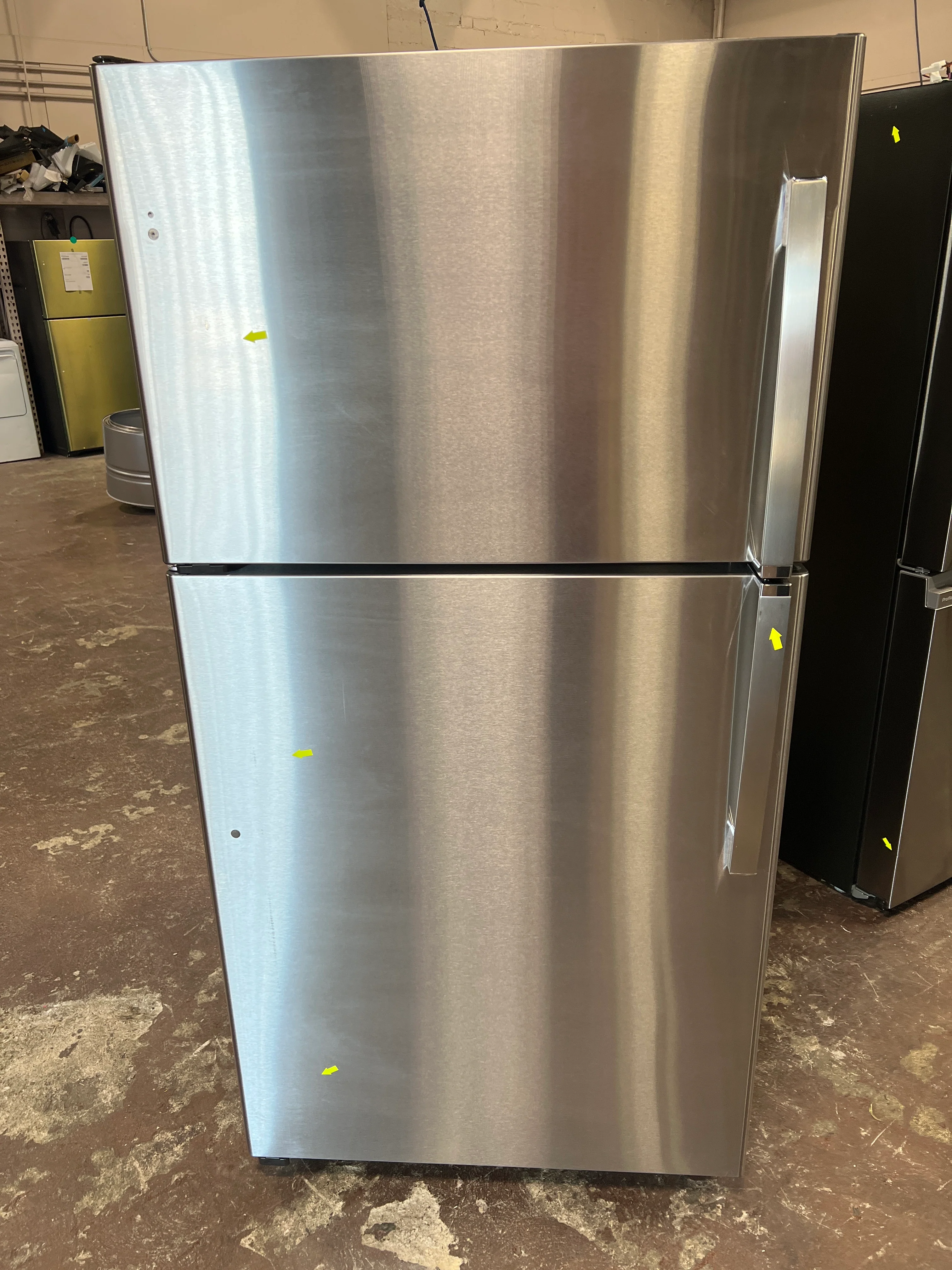 GE® ENERGY STAR® 21.9 Cu. Ft. Top-Freezer Refrigerator - Image 7