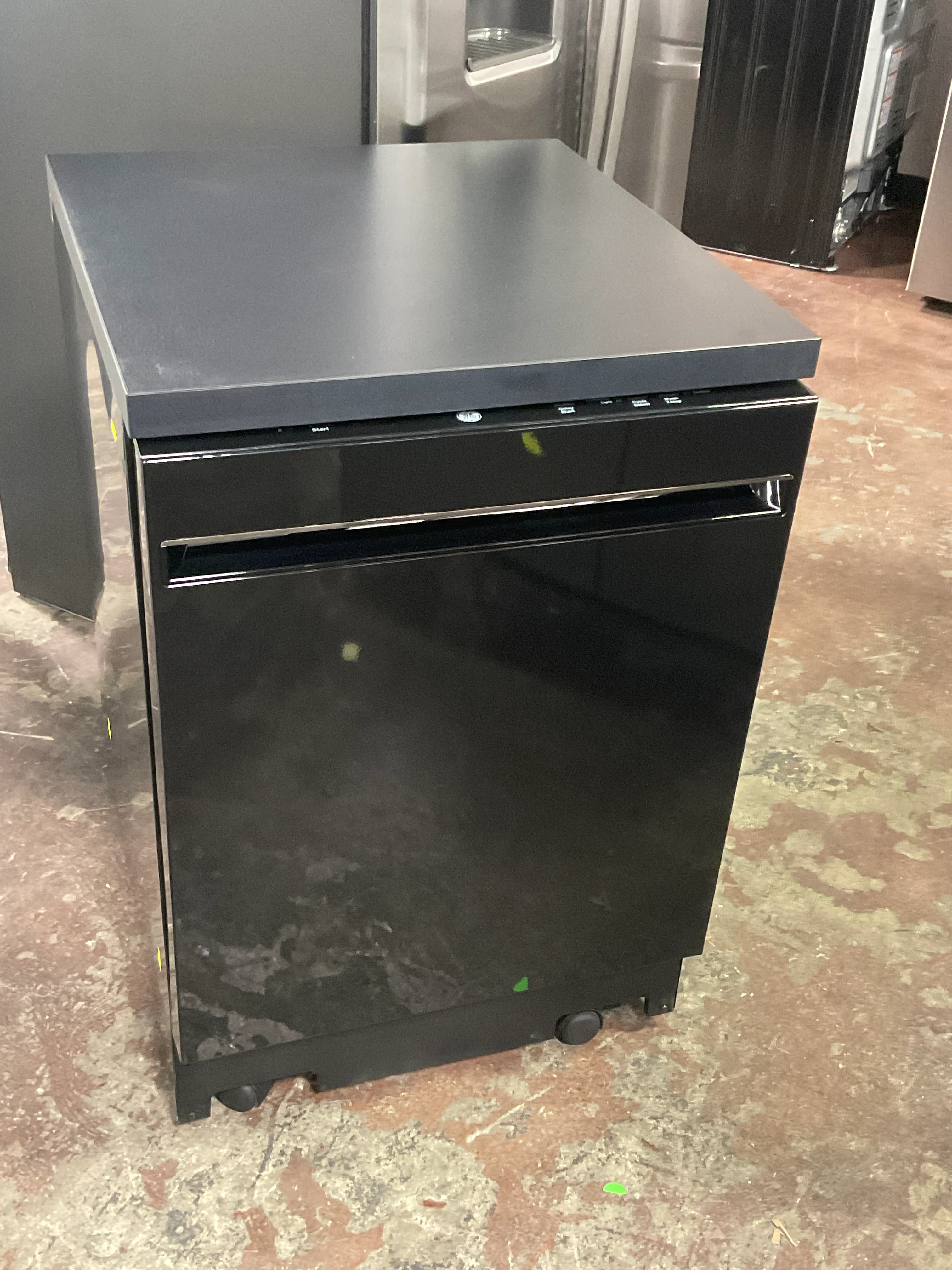 GE® ENERGY STAR® 24" Stainless Steel Interior Portable Dishwasher with Sanitize Cycle - Image 6