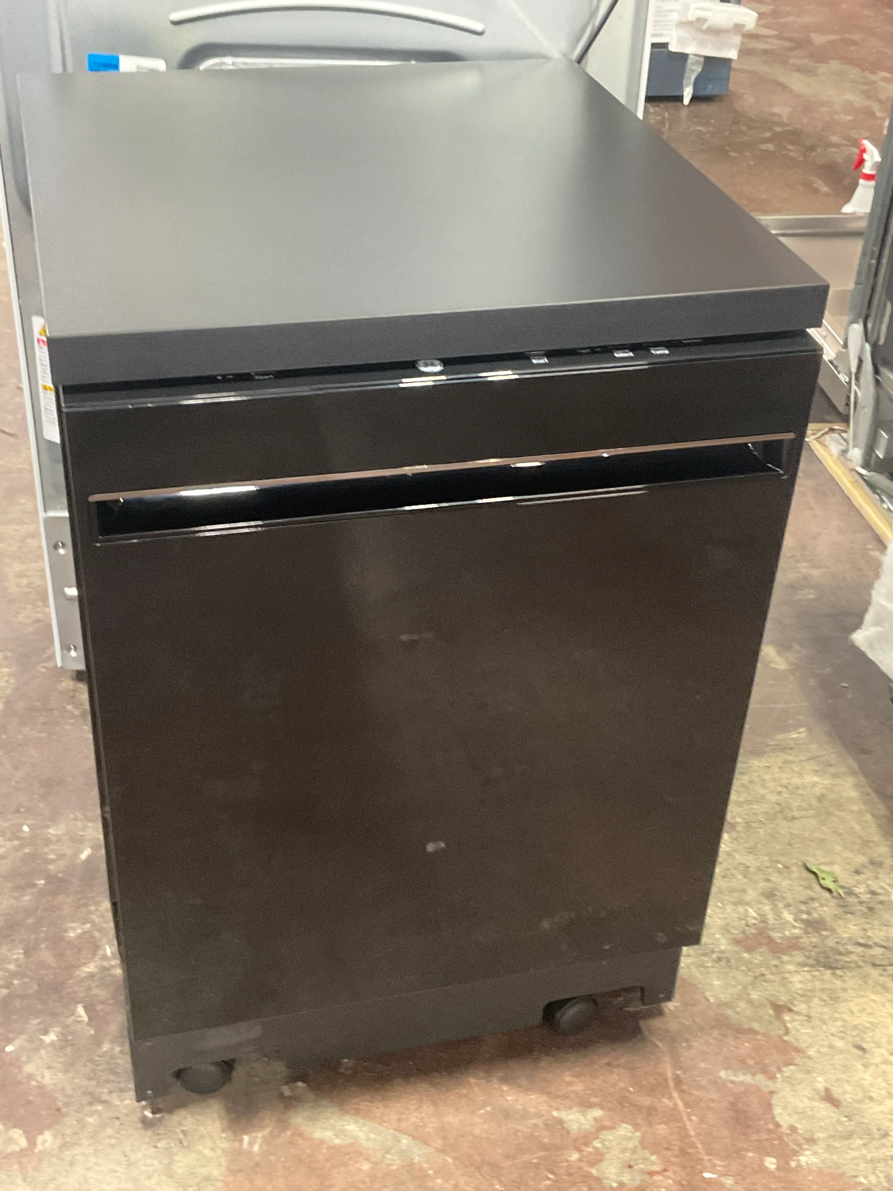 GE® ENERGY STAR® 24" Stainless Steel Interior Portable Dishwasher with Sanitize Cycle - Image 7