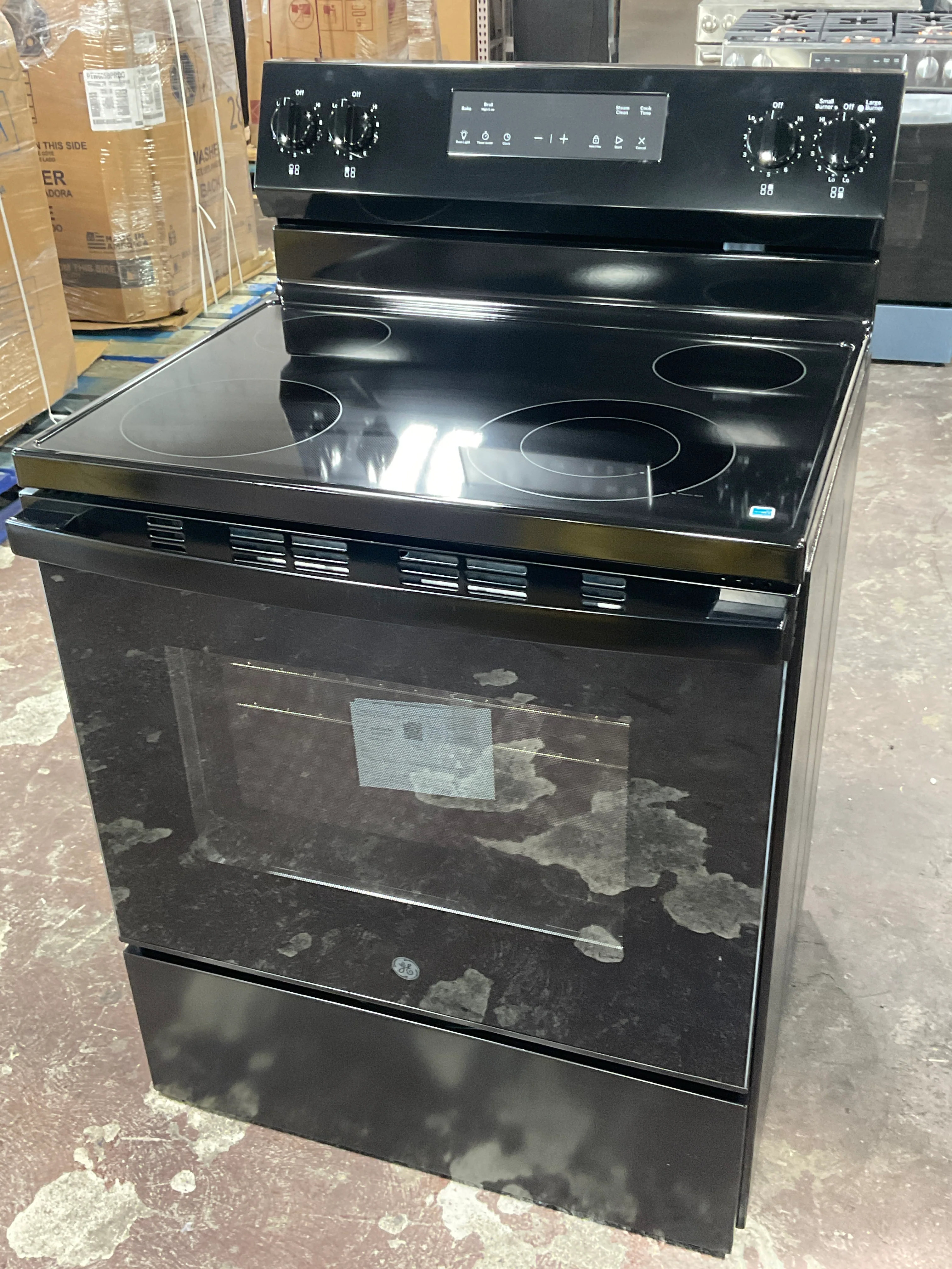 GE® ENERGY STAR® 30" Free-Standing Electric Range - Image 6