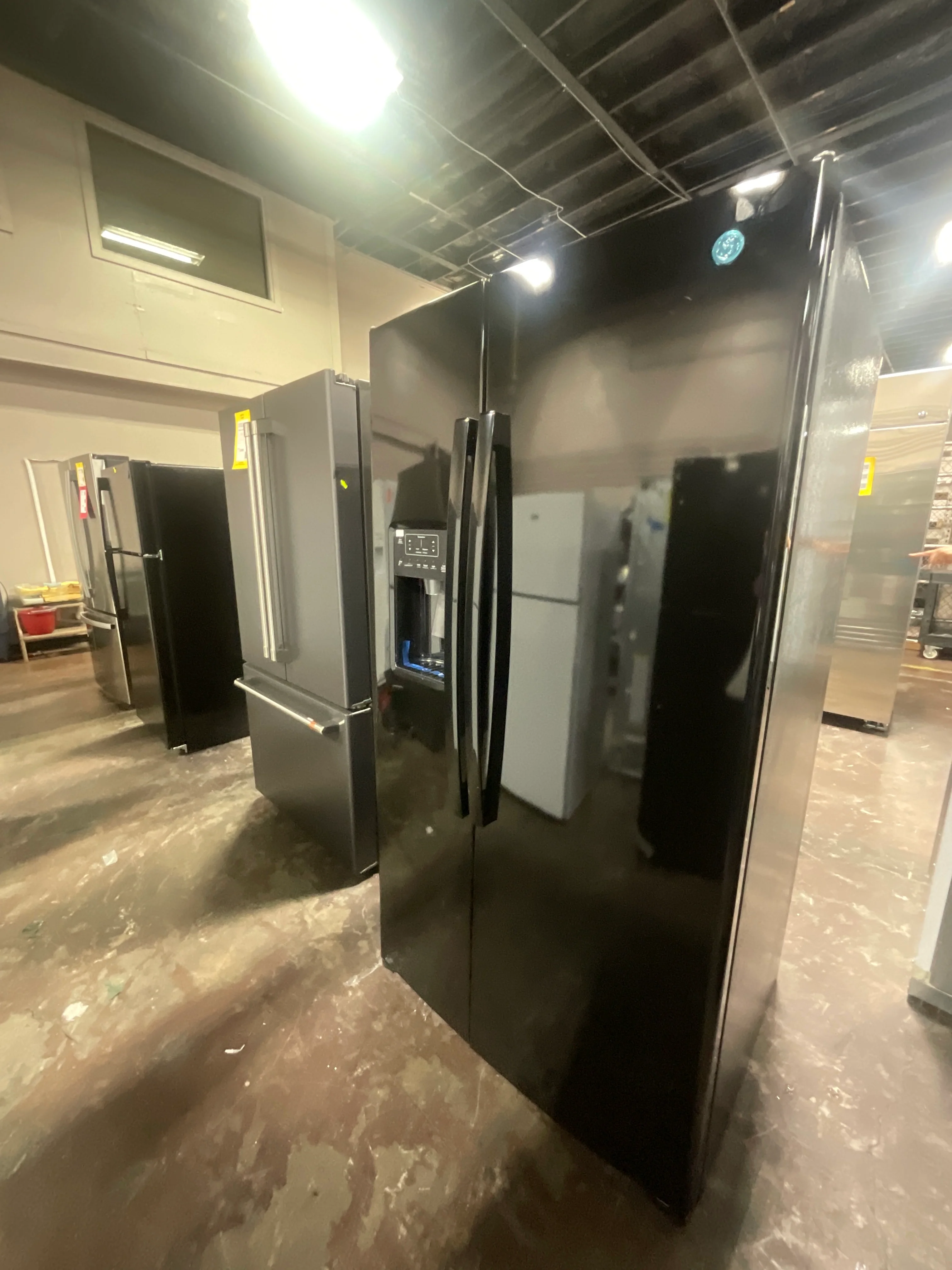 GE® 25.3 Cu. Ft. Side-By-Side Refrigerator - Image 6