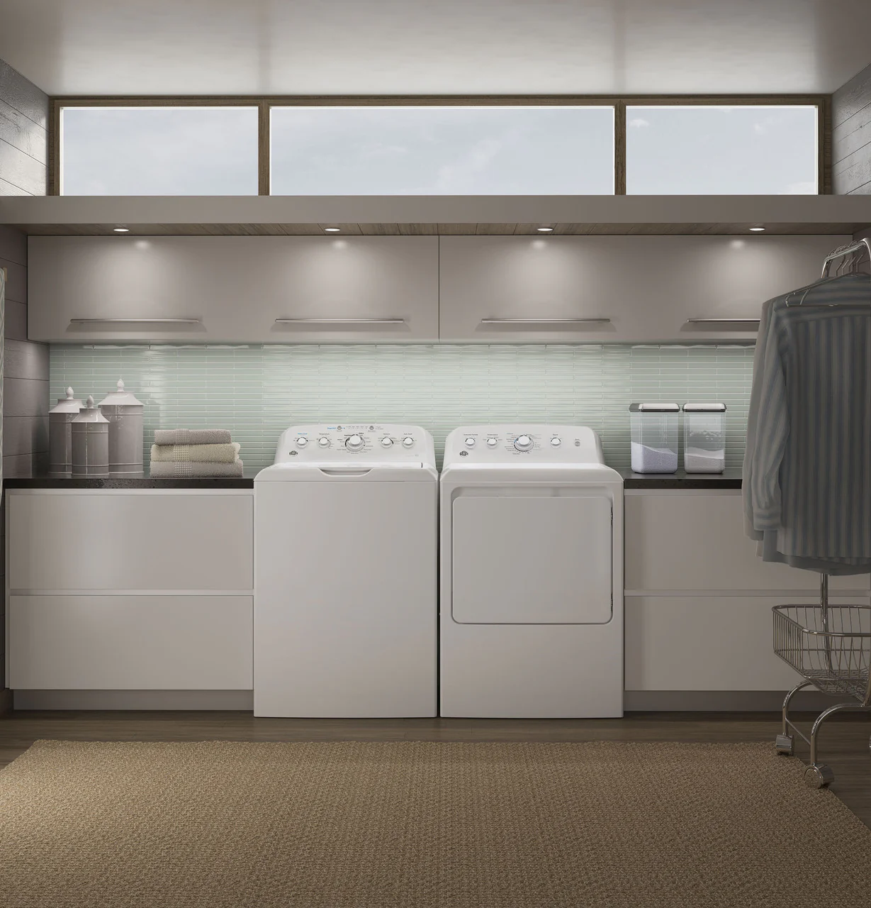 GE® 7.2 cu. ft. Capacity aluminized alloy drum Gas Dryer - Image 3