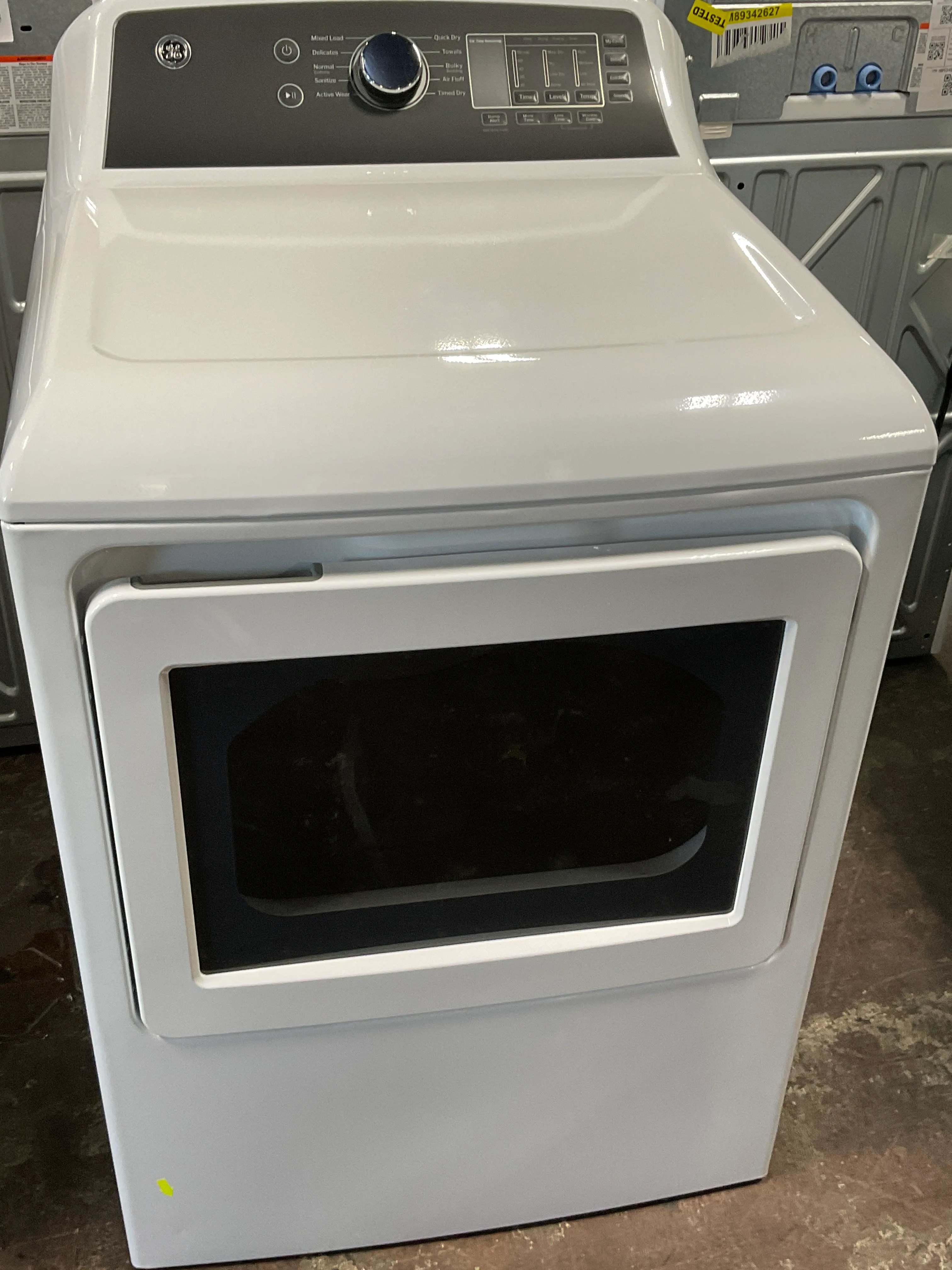 GE® 7.4 cu. ft. Capacity Electric Dryer with Up To 120 ft. Venting and Sensor Dry - Image 10