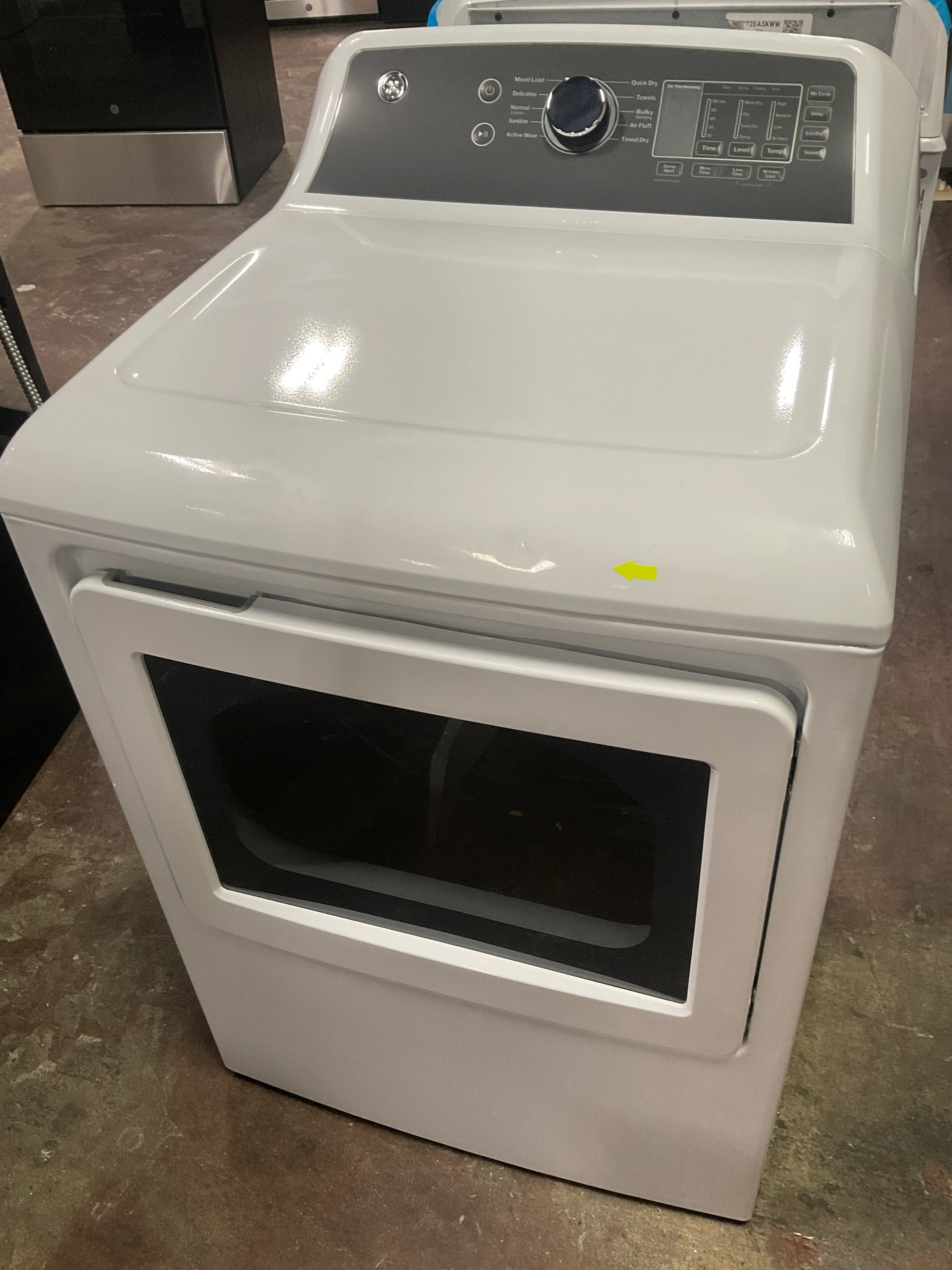 GE® 7.4 cu. ft. Capacity Electric Dryer with Up To 120 ft. Venting and Sensor Dry - Image 17