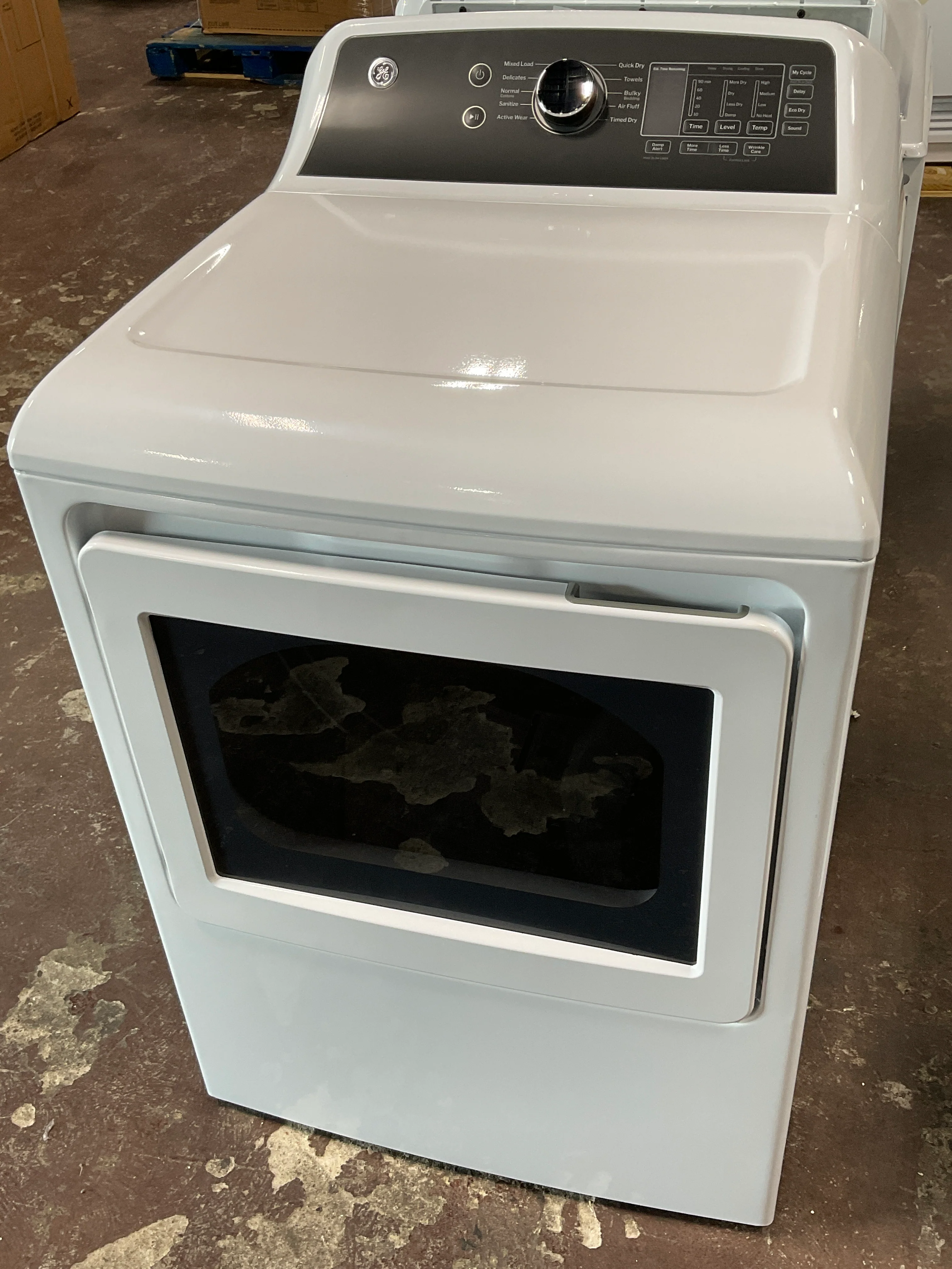 GE® 7.4 cu. ft. Capacity Electric Dryer with Up To 120 ft. Venting and Sensor Dry - Image 18