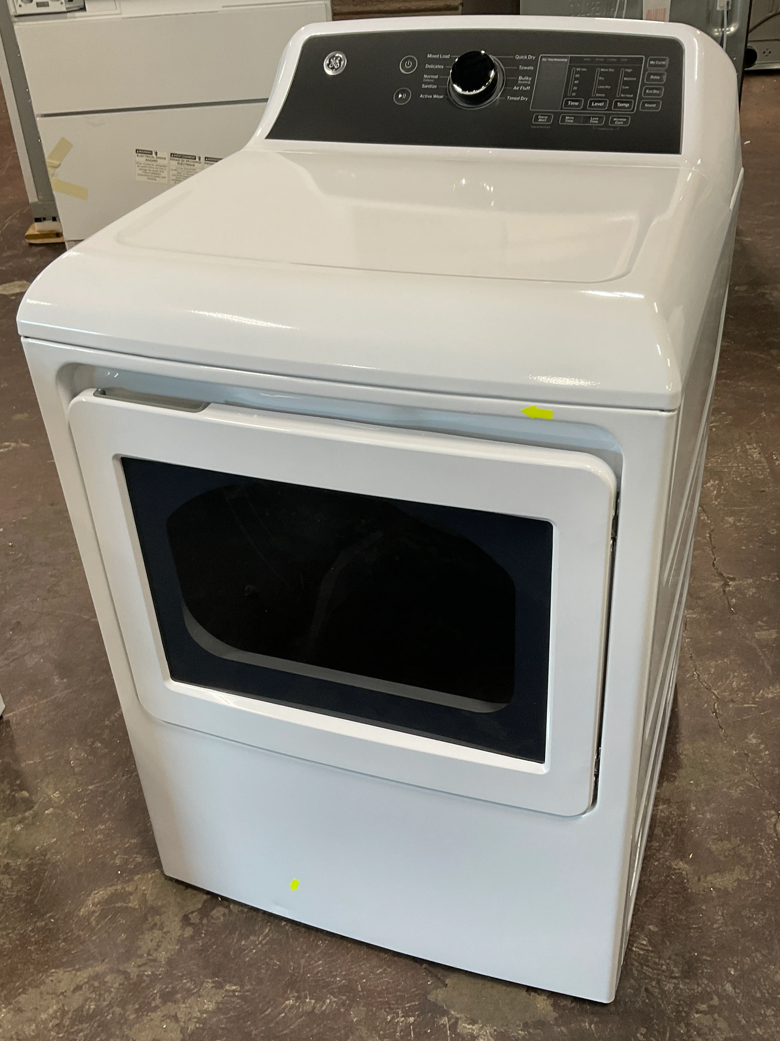 GE® 7.4 cu. ft. Capacity Electric Dryer with Up To 120 ft. Venting and Sensor Dry - Image 19