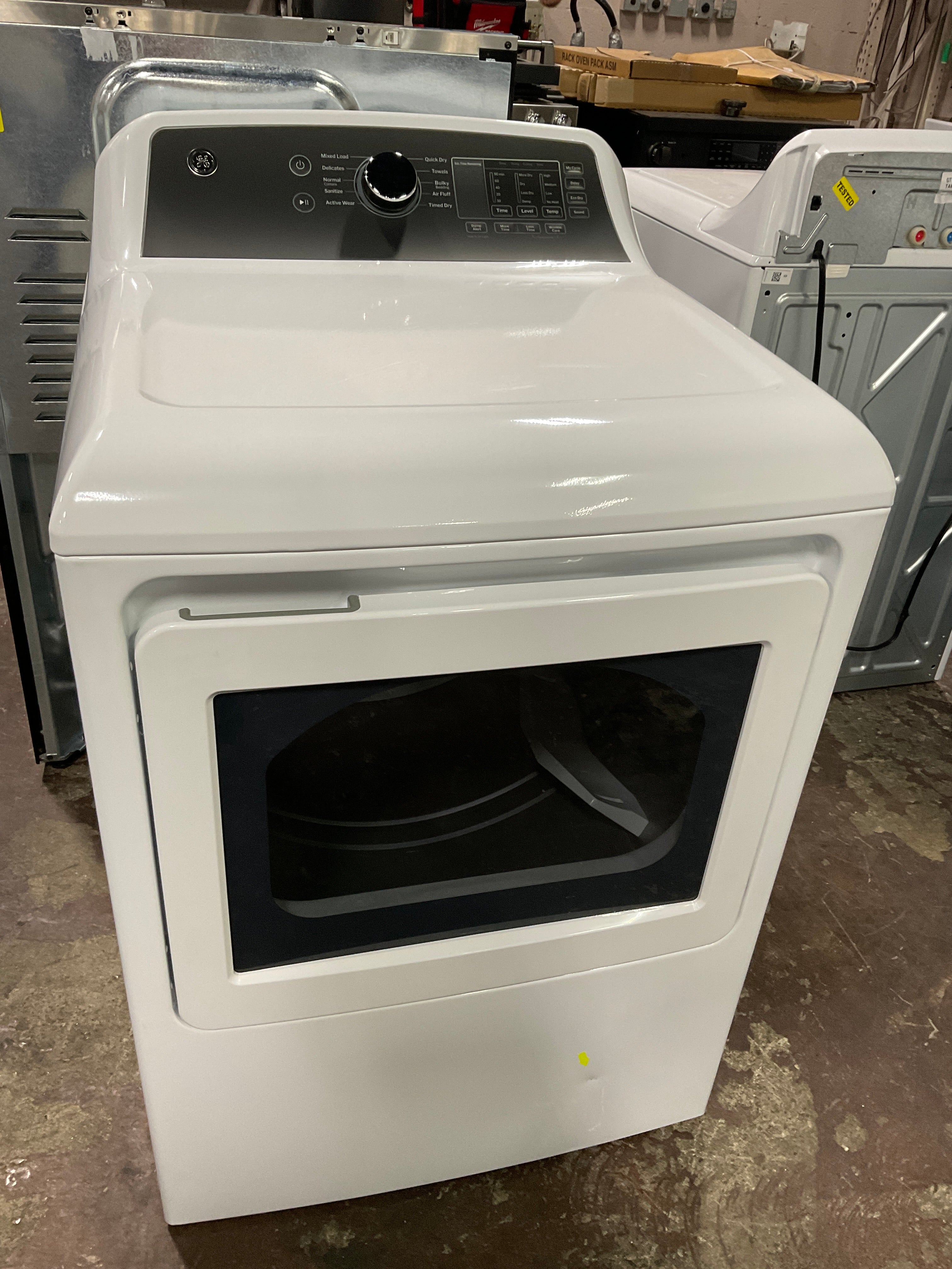 GE® 7.4 cu. ft. Capacity Electric Dryer with Up To 120 ft. Venting and Sensor Dry - Image 9