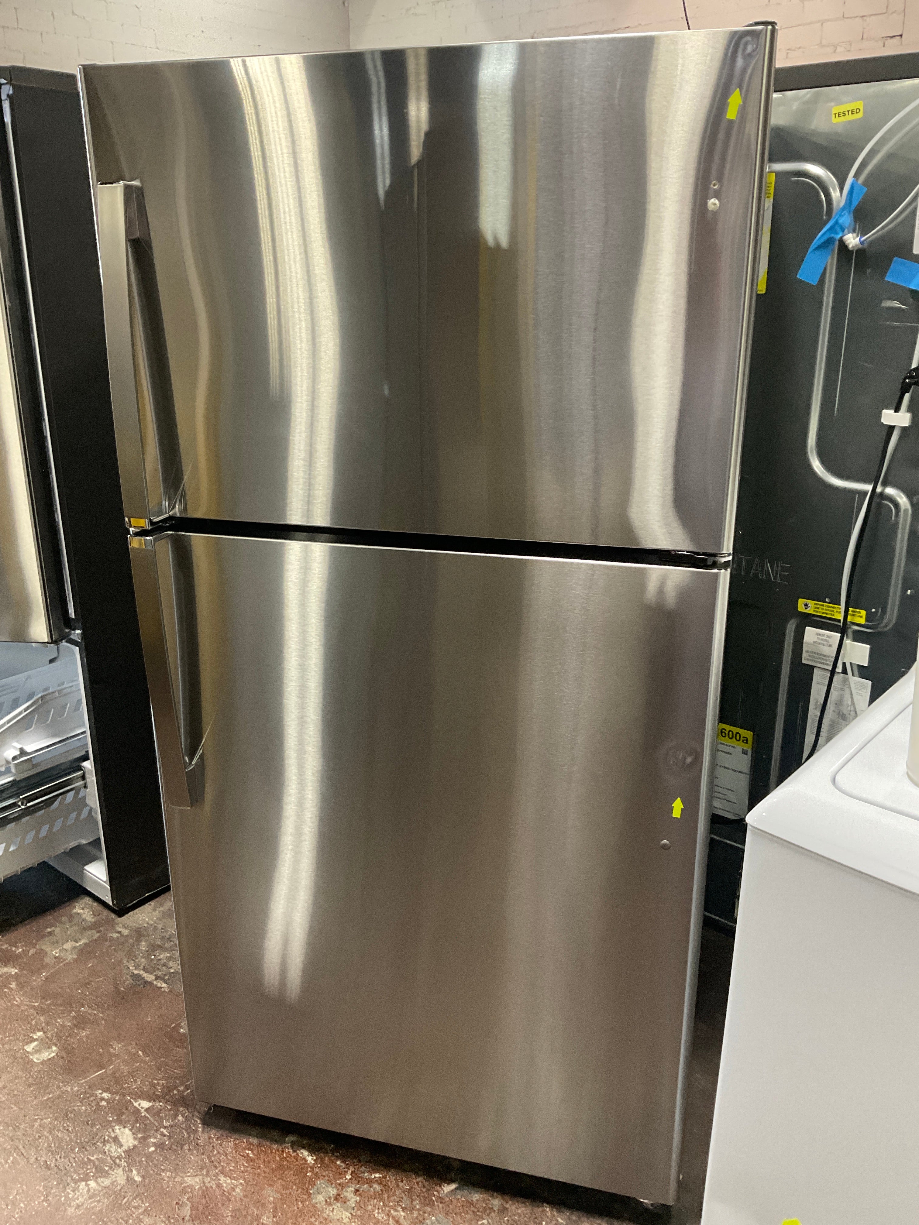 GE® 21.9 Cu. Ft. Garage Ready Top-Freezer Refrigerator - Image 10