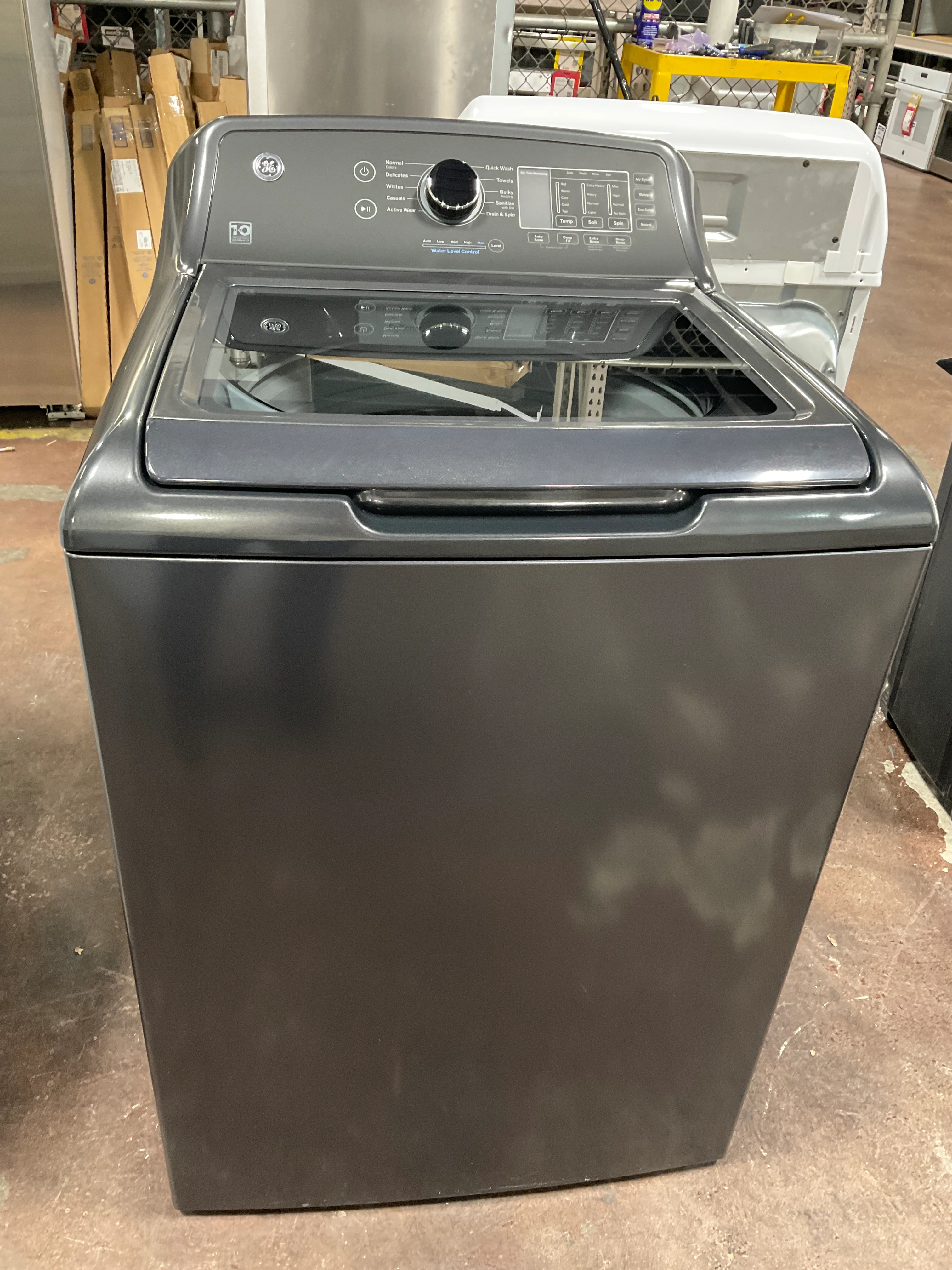 GE® 4.5 cu. ft. Capacity Washer with Water Level Control - Image 12