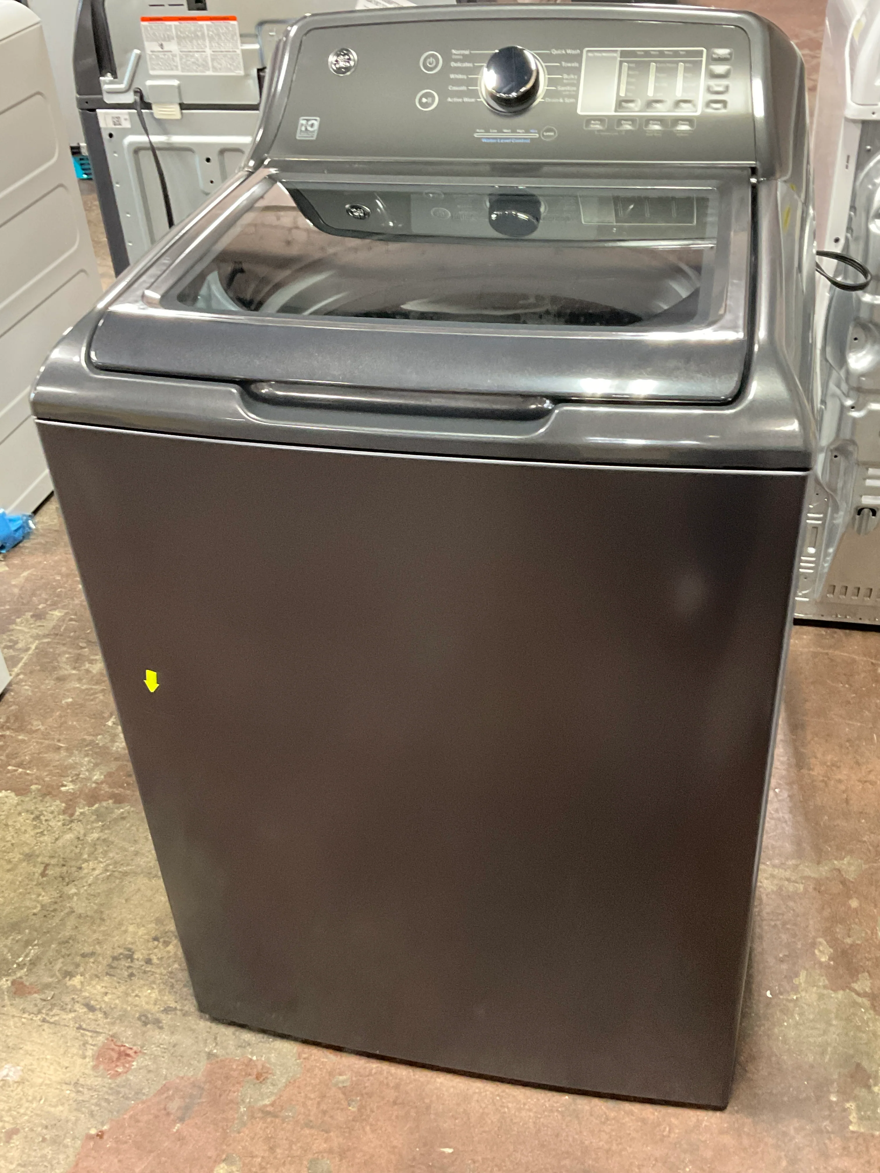 GE® 4.5 cu. ft. Capacity Washer with Water Level Control - Image 16