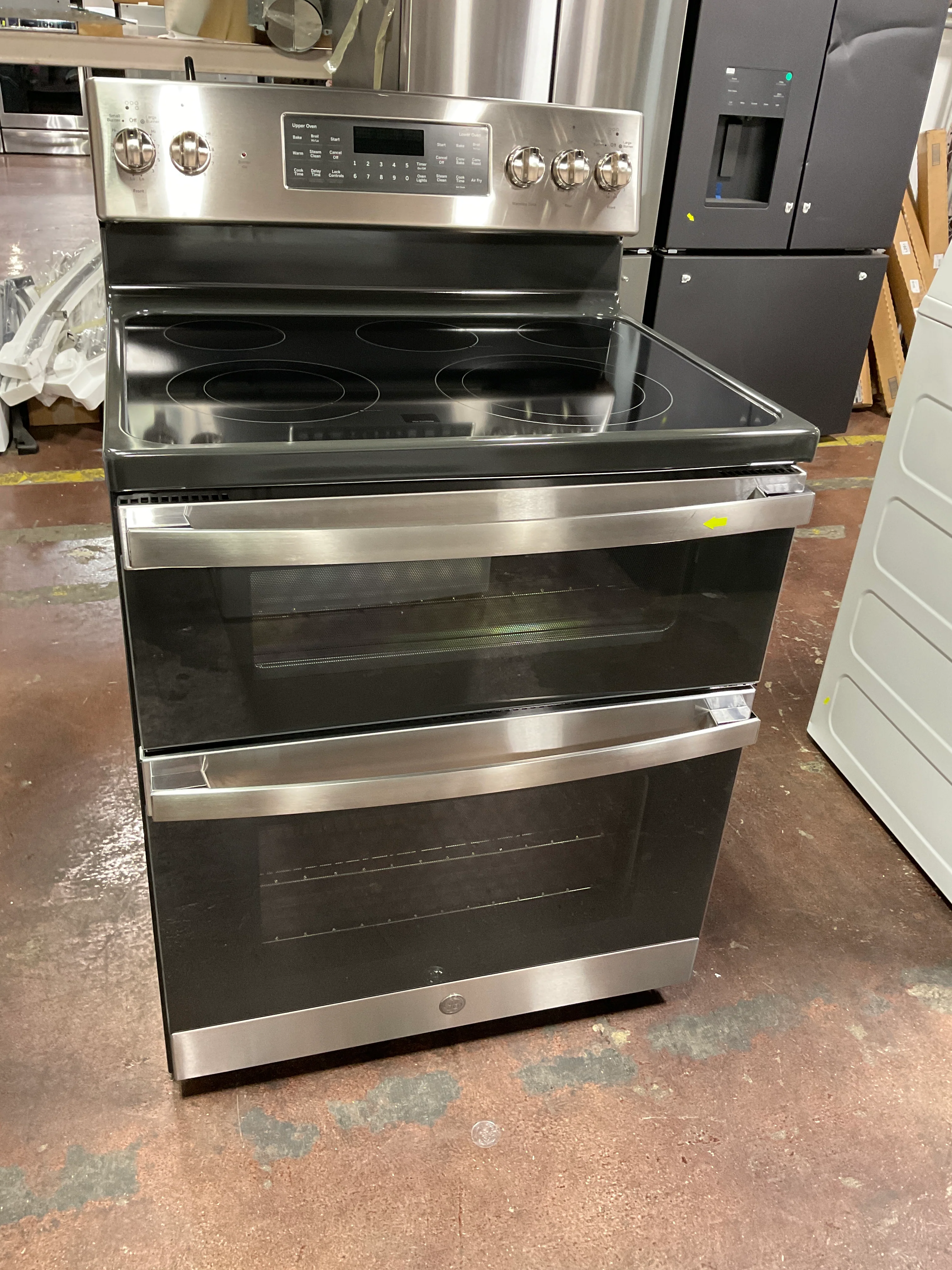 GE 30" Free-Standing Electric Double Oven Convection Range - Image 6