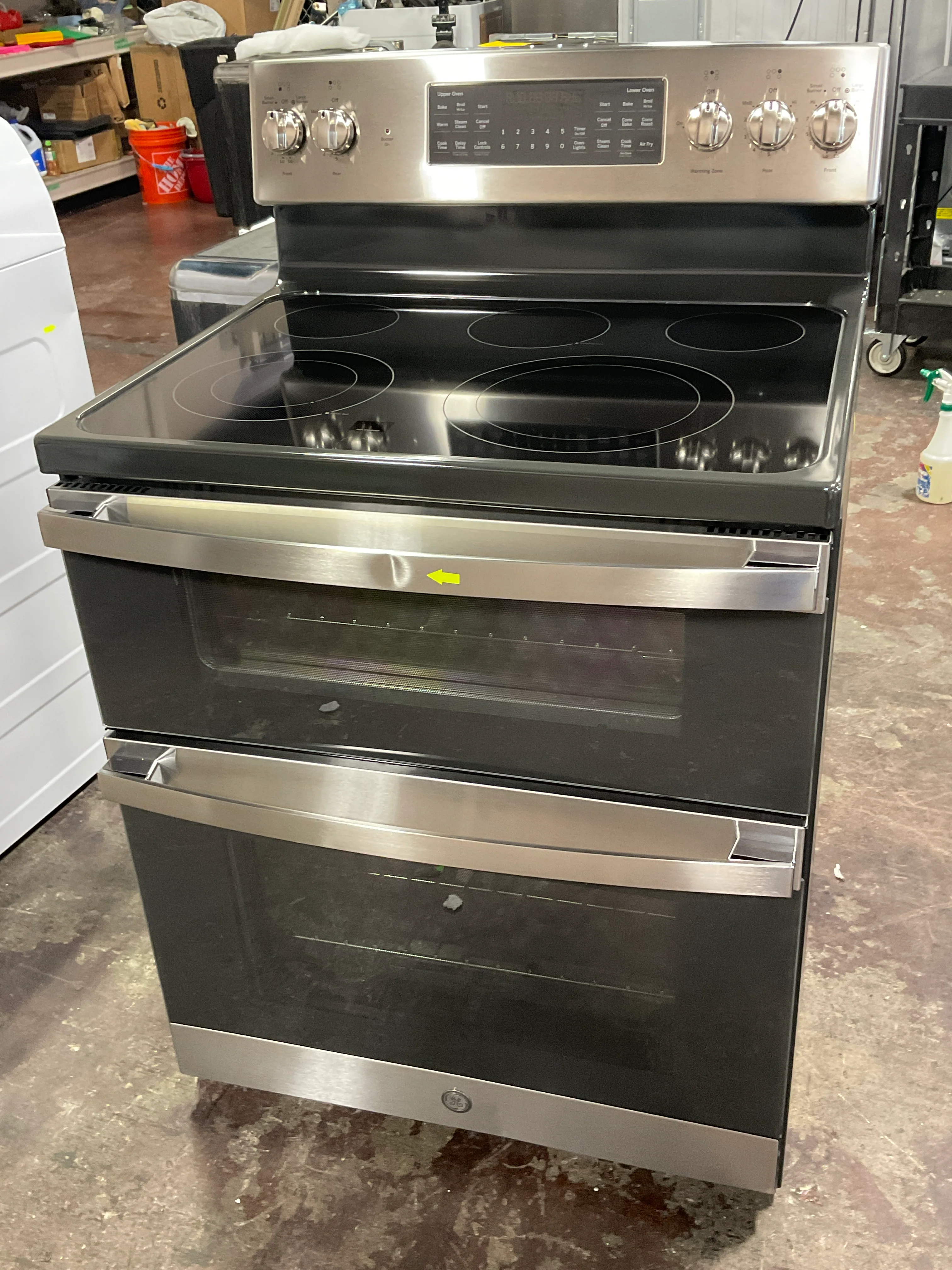 GE 30" Free-Standing Electric Double Oven Convection Range - Image 8