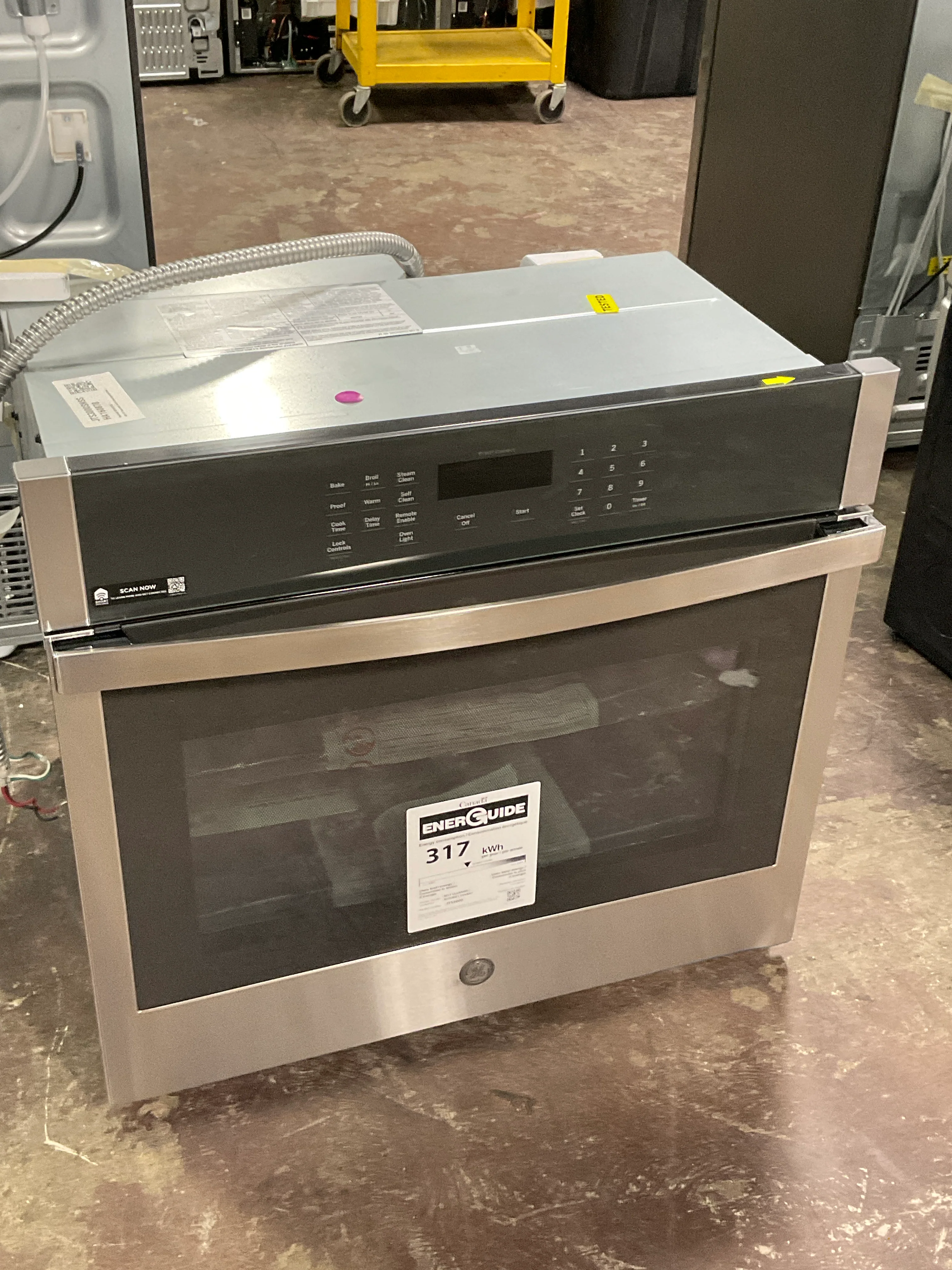 GE® 30" Smart Built-In Self-Clean Single Wall Oven - Image 7