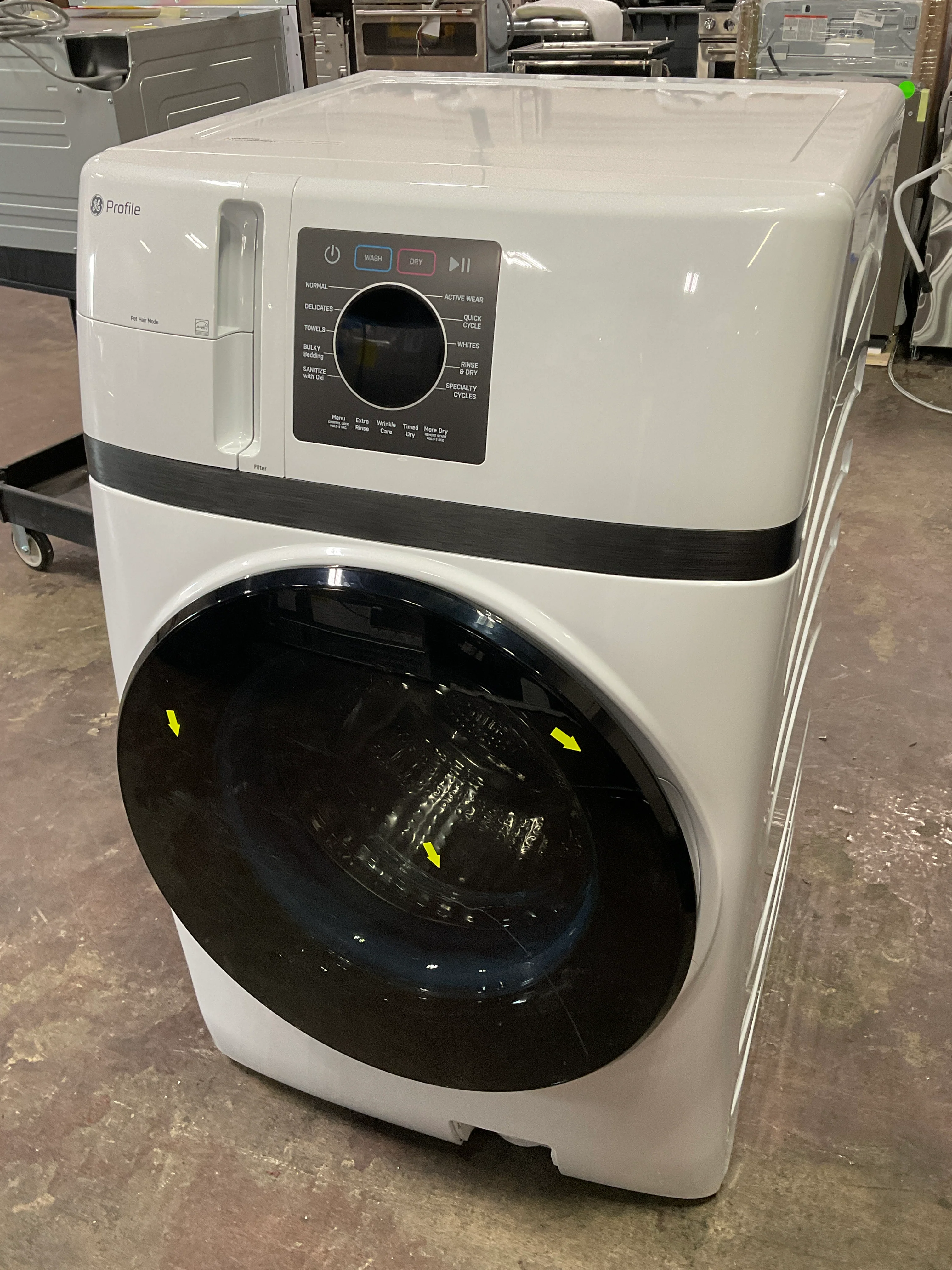 GE Profile™ ENERGY STAR® 4.6 cu. ft. Capacity UltraFast Combo with Ventless Inverter Heat Pump Technology Washer/Dryer - Image 7