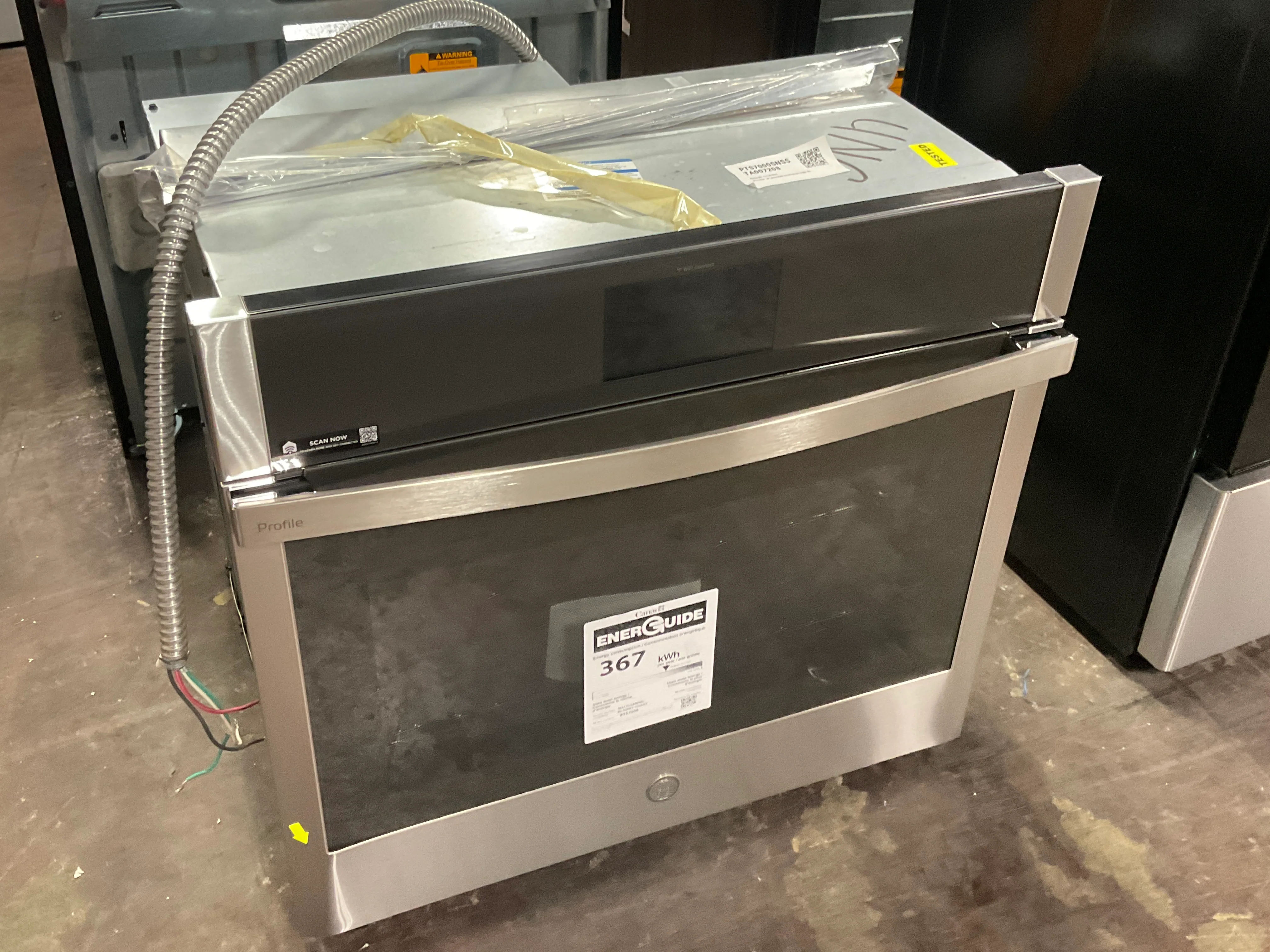 GE Profile™ 30" Smart Built-In Convection Single Wall Oven with No Preheat Air Fry and Precision Cooking - Image 6