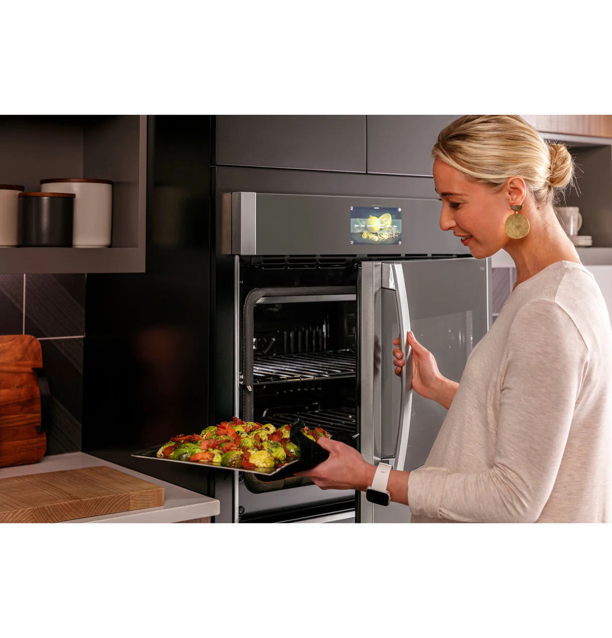 GE Profile™ 30" Smart Built-In Convection Single Wall Oven with Left-Hand Side-Swing Doors - Image 5