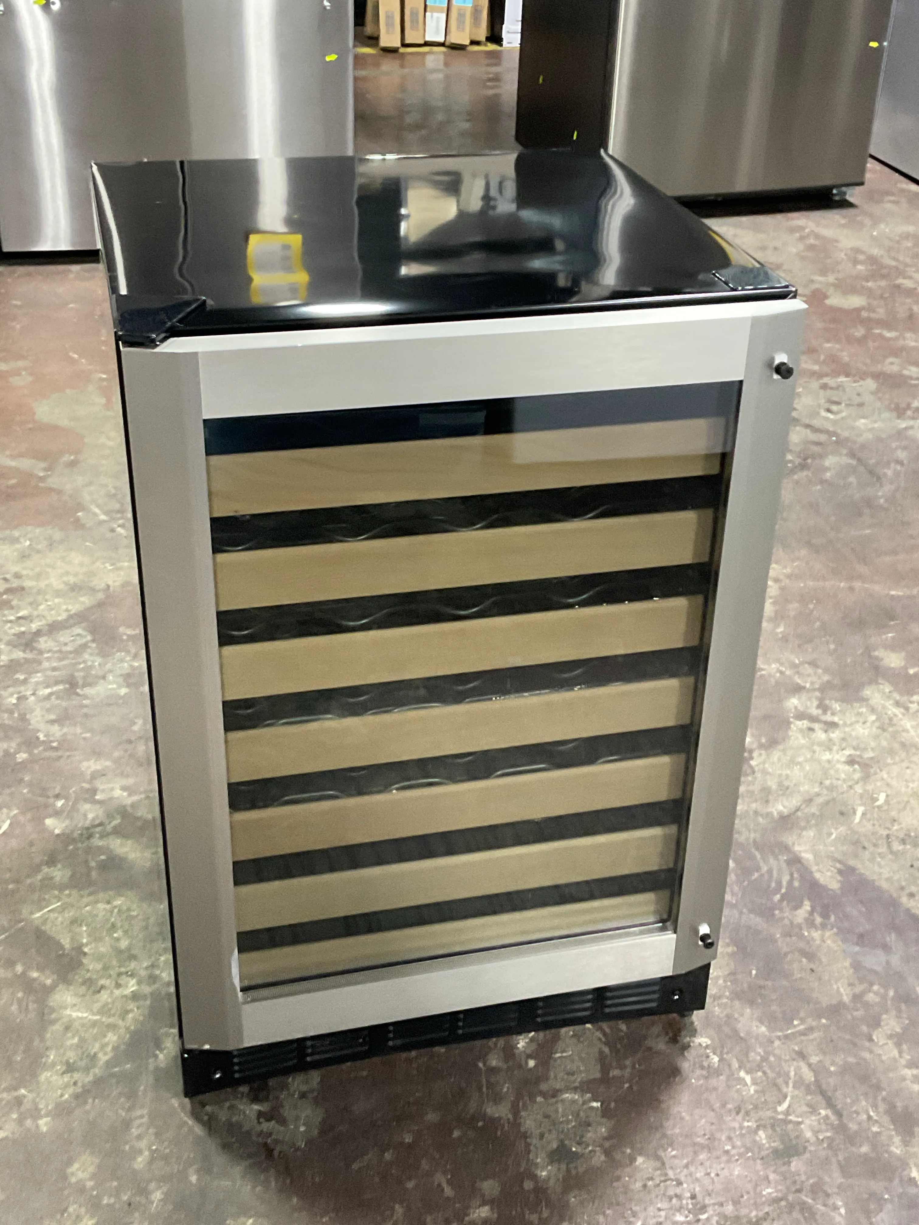 Monogram 24" Stainless Steel Wine Reserve - Image 19