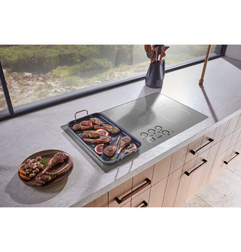 Monogram 36" Induction Cooktop - Image 6